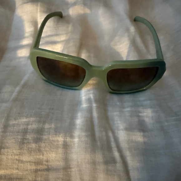 Prada Sunglasses - Picture 2 of 8